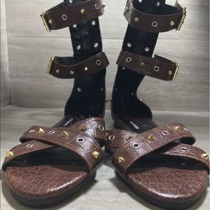 🎉Preowned KeyshiaCole Steve Madden Sandals