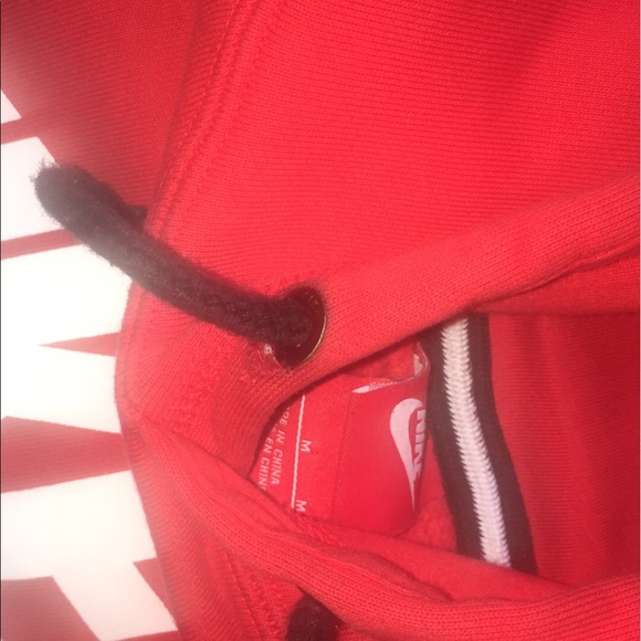 Nike pullover Hoodie - Picture 3 of 4