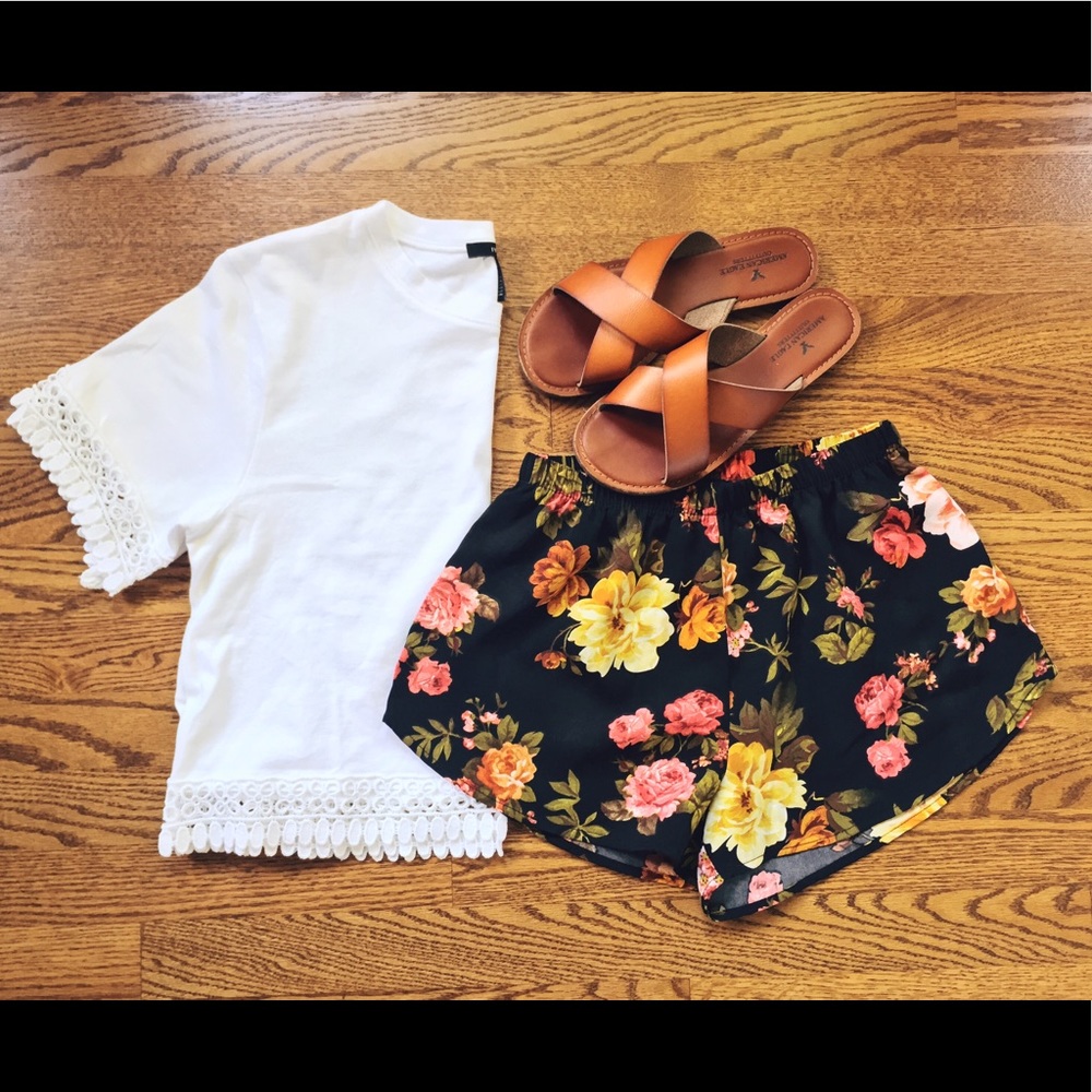 Bloom Floral Shorts Black