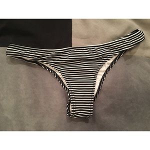 Victoria secret stripped itsy bikini bottoms
