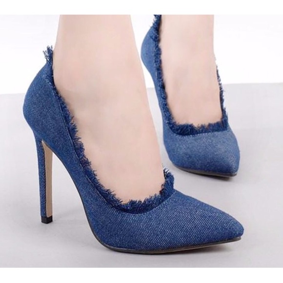 Shoes - 🎈one day SALE🎈Denim sexy pump