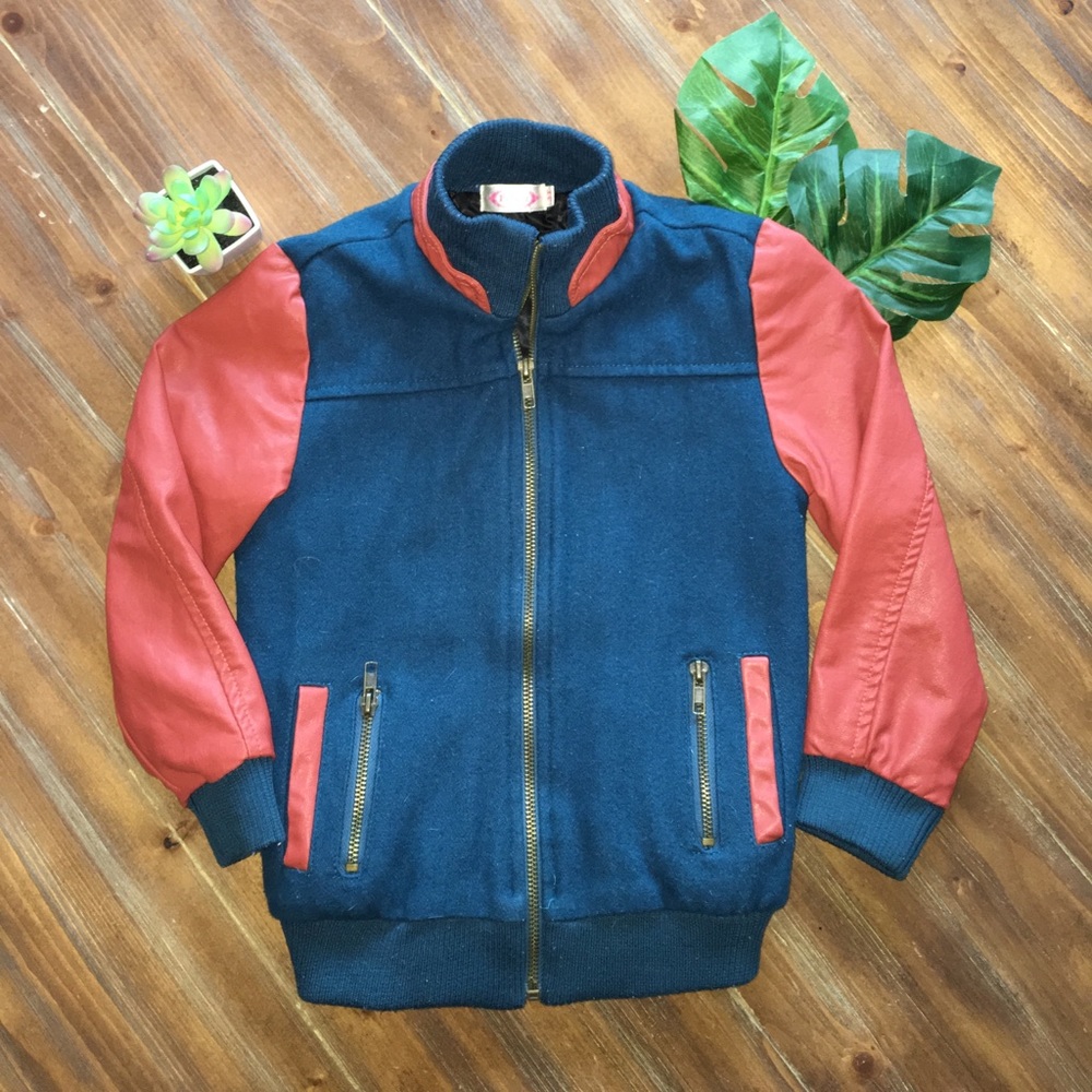 AWESOME boys bomber jacket!! 💣