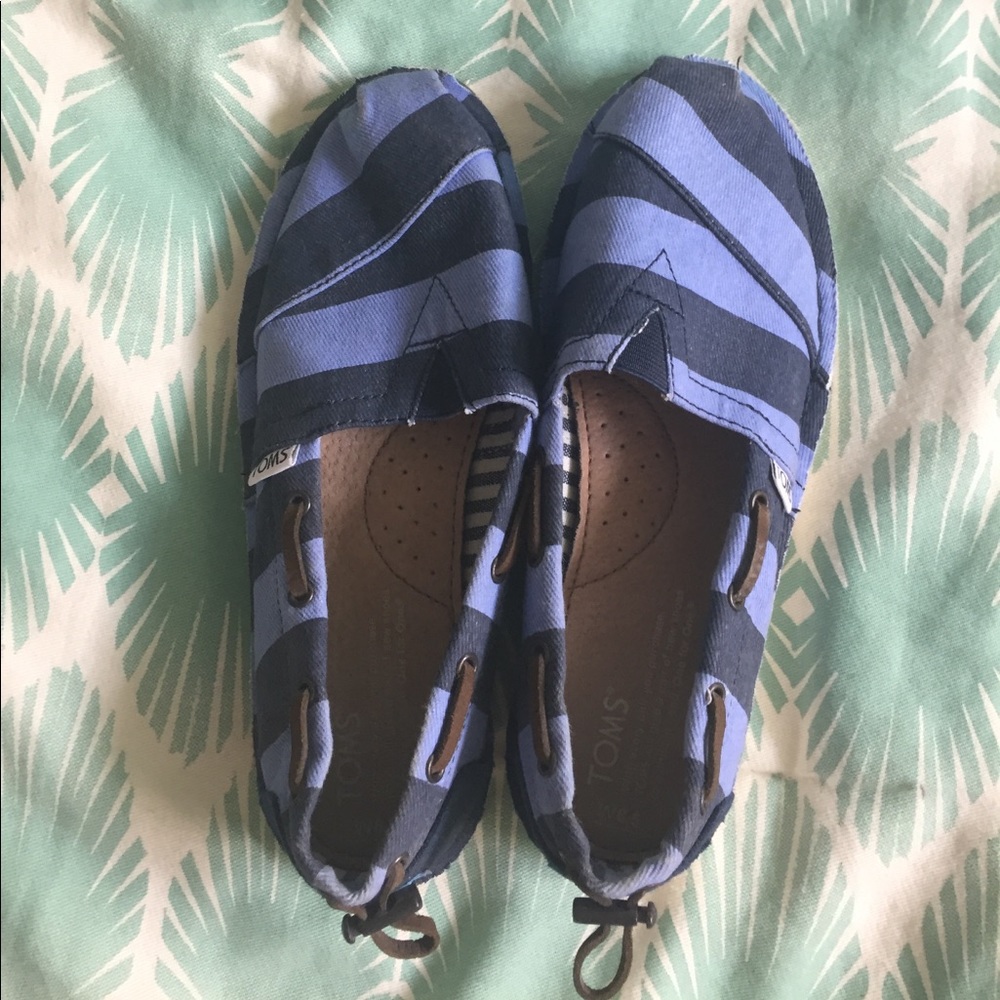Toms shoes size 6.5 never been worn
