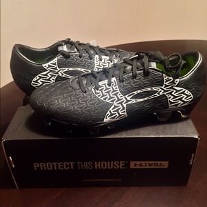 Brand New Under Armour Clutchfit 2.0 Soccer cleats