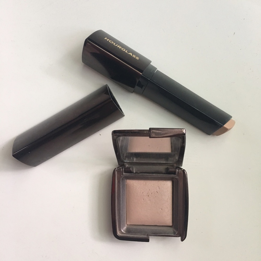Hourglass vanish stick foundation & Ambient powder