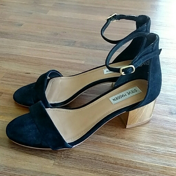 👠 Steve Madden Irenee-G Gold Block Heel Black - Picture 1 of 4