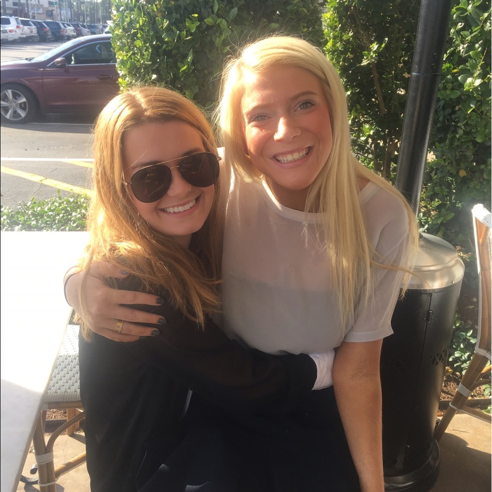 Meet your Posher, Hailey