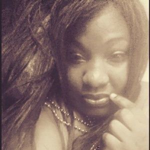 Meet your Posher, Dedricka