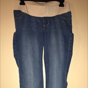 Old Navy Maternity Size 4