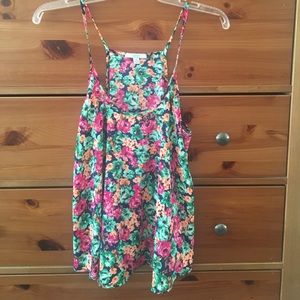 Floral tank