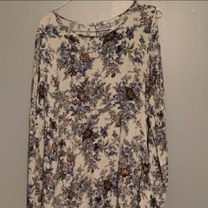 Flowery print American Eagle dress.