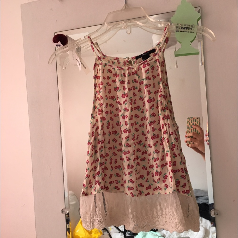 Forever 21 Shirt w/ Beautiful Detail