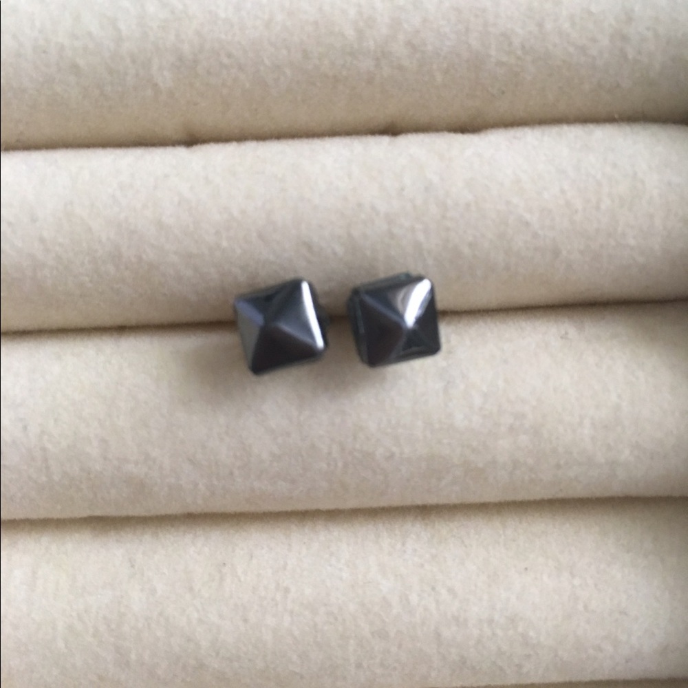 Gunmetal Square Pyramid Stud Earrings