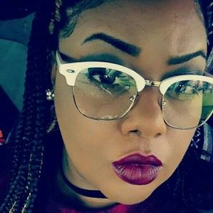 Meet your Posher, Jewell