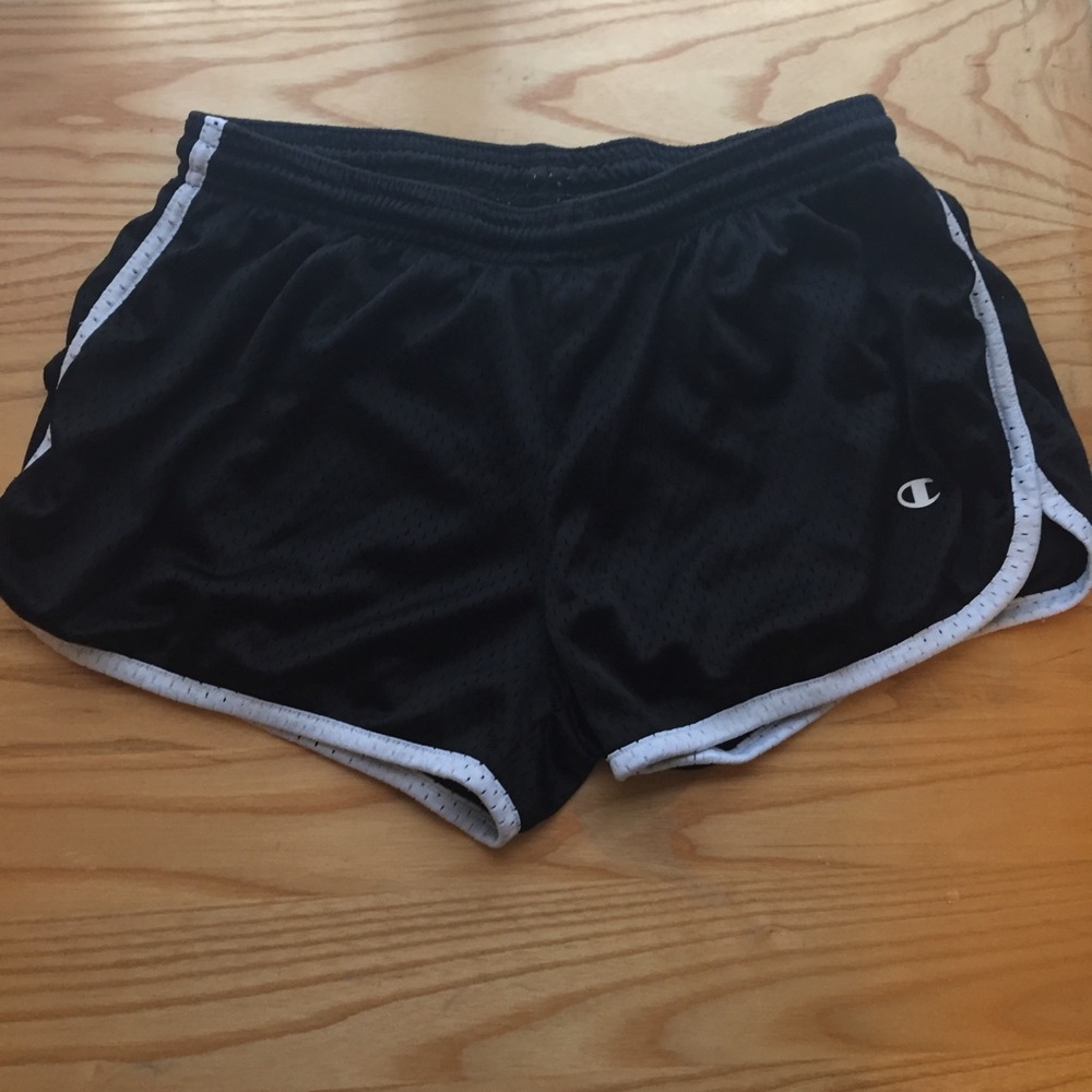 Champion shorts 🌸