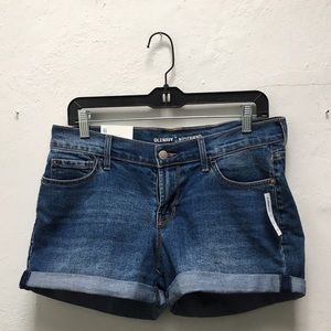 Old navy denim boyfriend shorts, size 6 regular