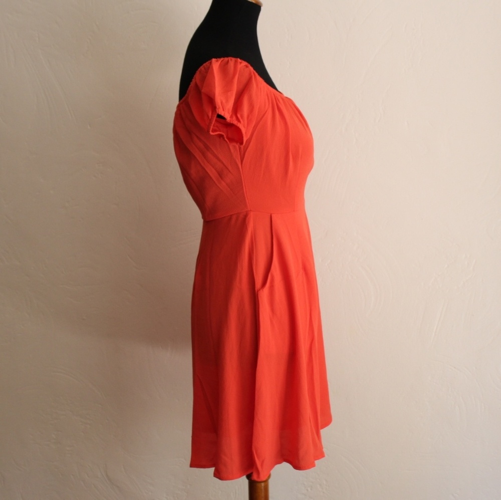 💥HP!💥 Coral Off The Shoulder Dress - Picture 5 of 6