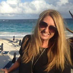 Meet your Posher, Suzanne