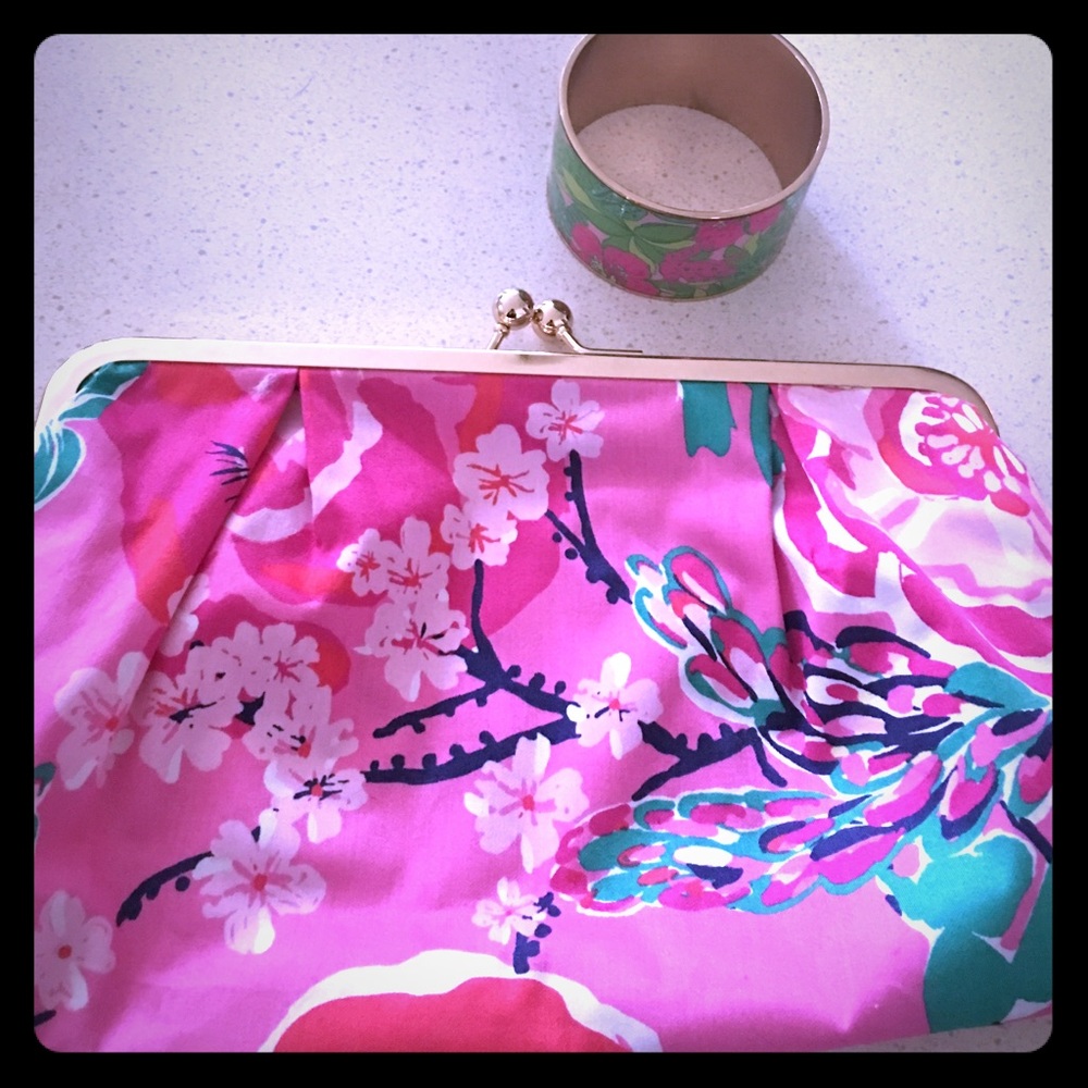 Makeup bag and bracelet