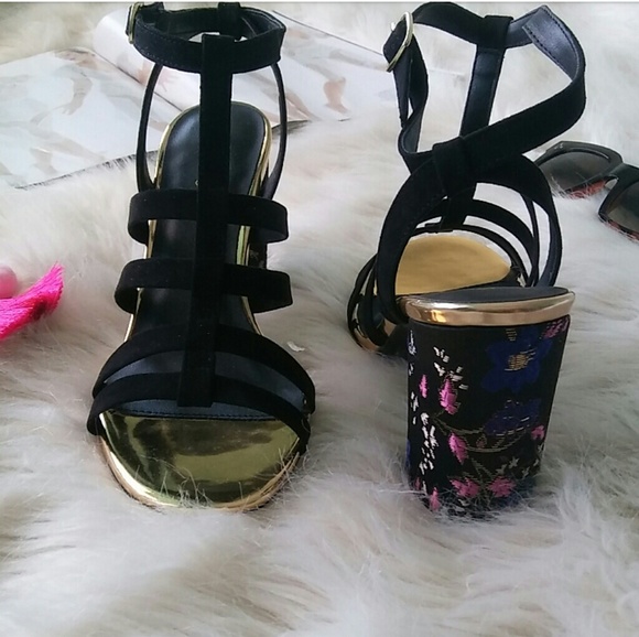 //The Halsey// Black caged embroidered Heels - Picture 6 of 8