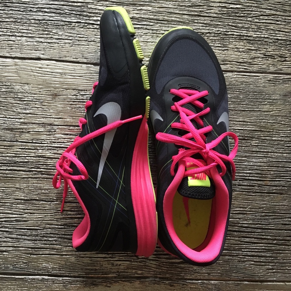 Nike FlyWire. Size 9.5. Worn once.