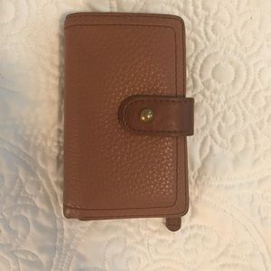 Like new Fossil brown leather wallet