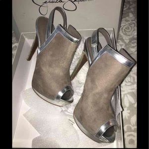 Jessica Simpson heels size 8.5