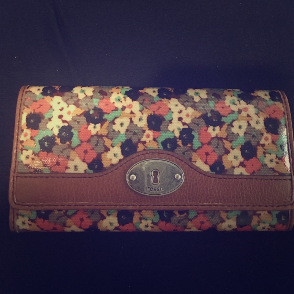 Fossil Floral Wallet