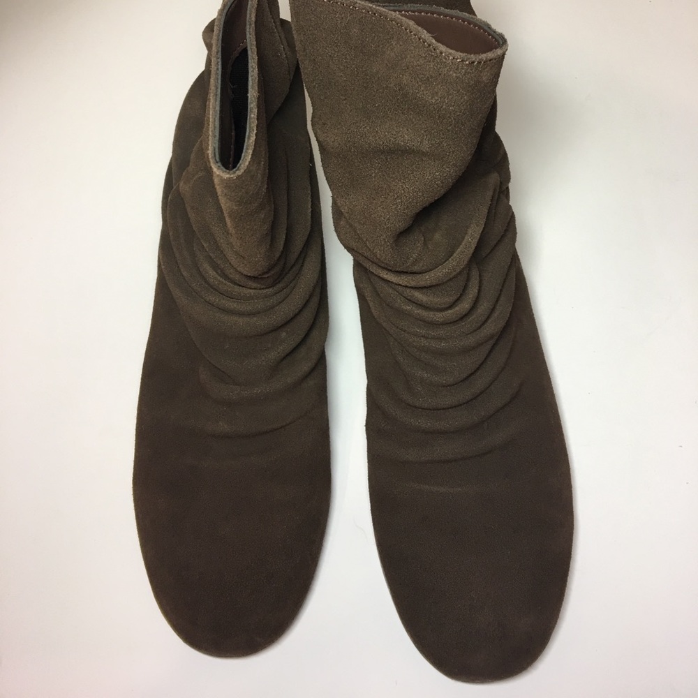 Sam&Libby Dark Brown Suede Boots