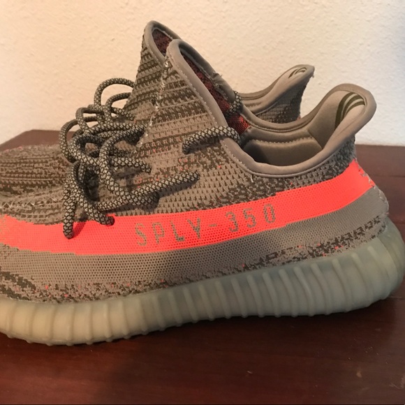Yeezy 350 v2 main image 3