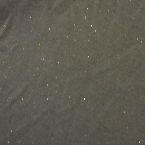 Gray Express Top - Picture 2 of 2