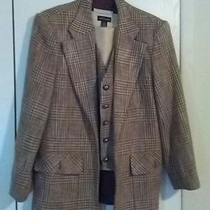 Ann Taylor and howard wolf suit