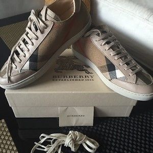 Burberry Sneakers Hartfield Low Tops- Multi Sizes