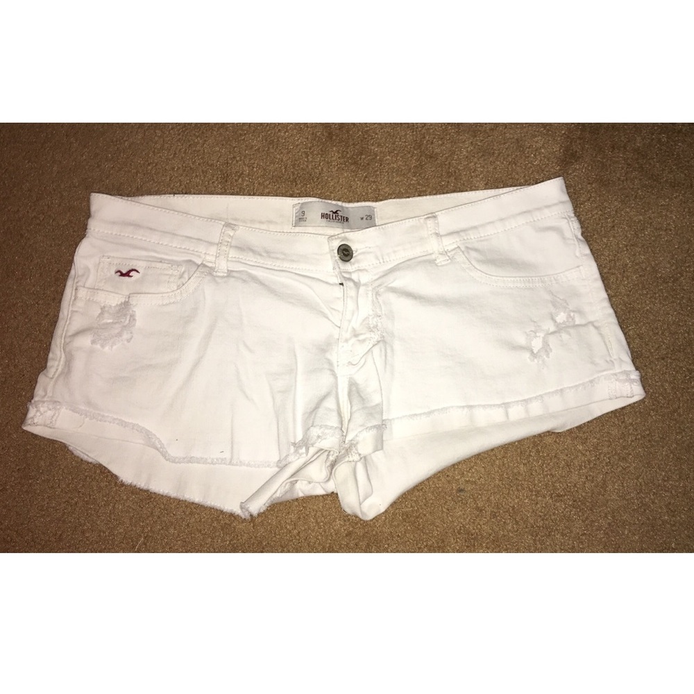 White hollister shorts size 9