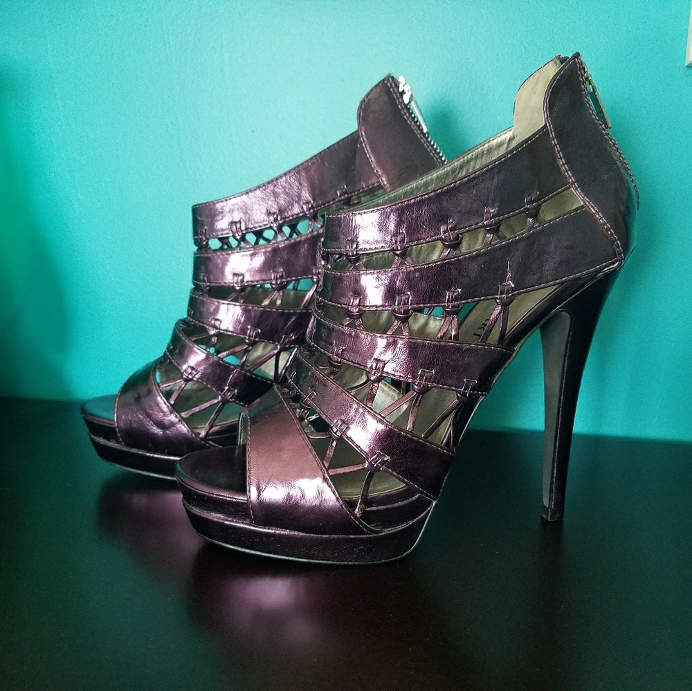 Colin Stuart Heels