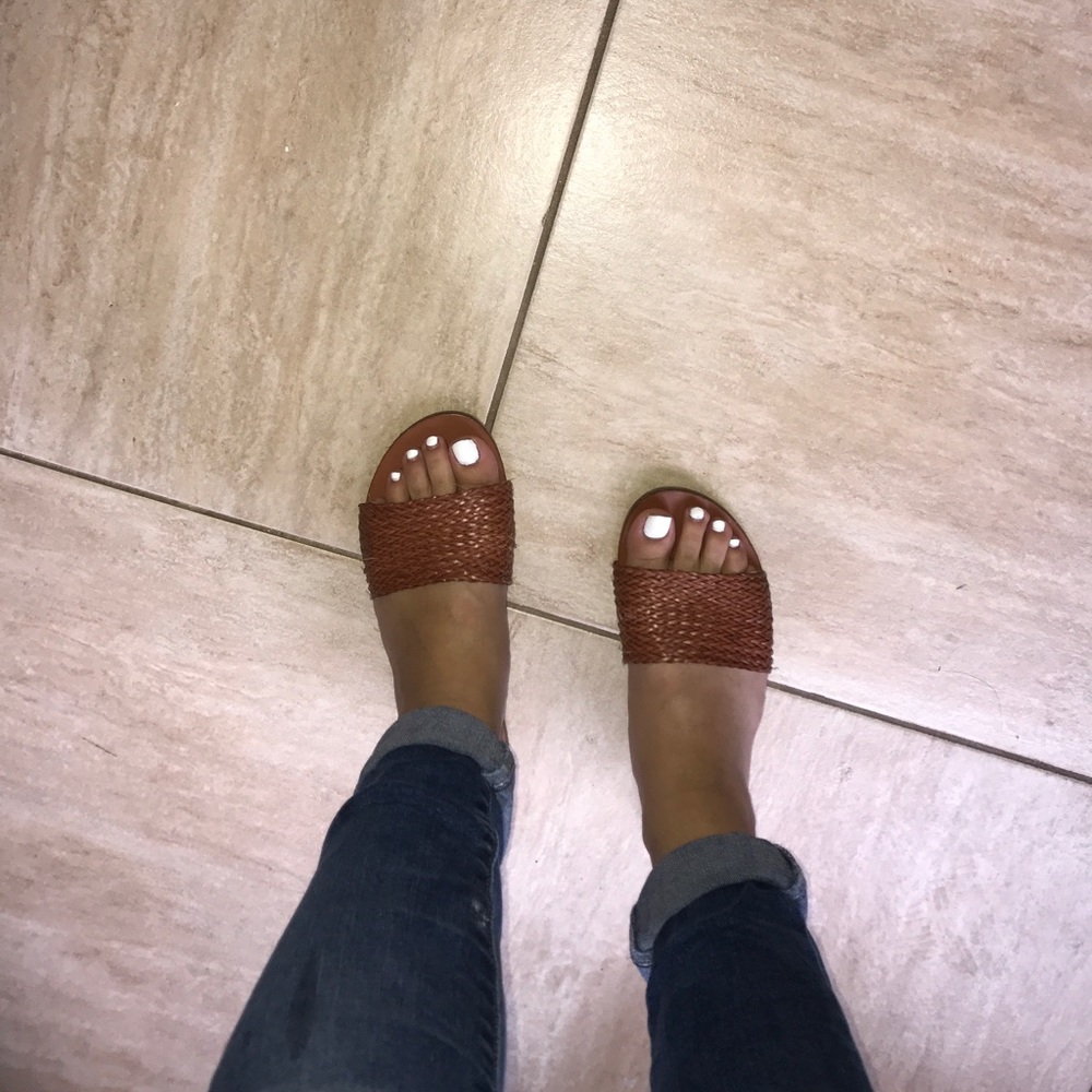 FAUX LEATHER RIPPED SLIP ON SANDALS