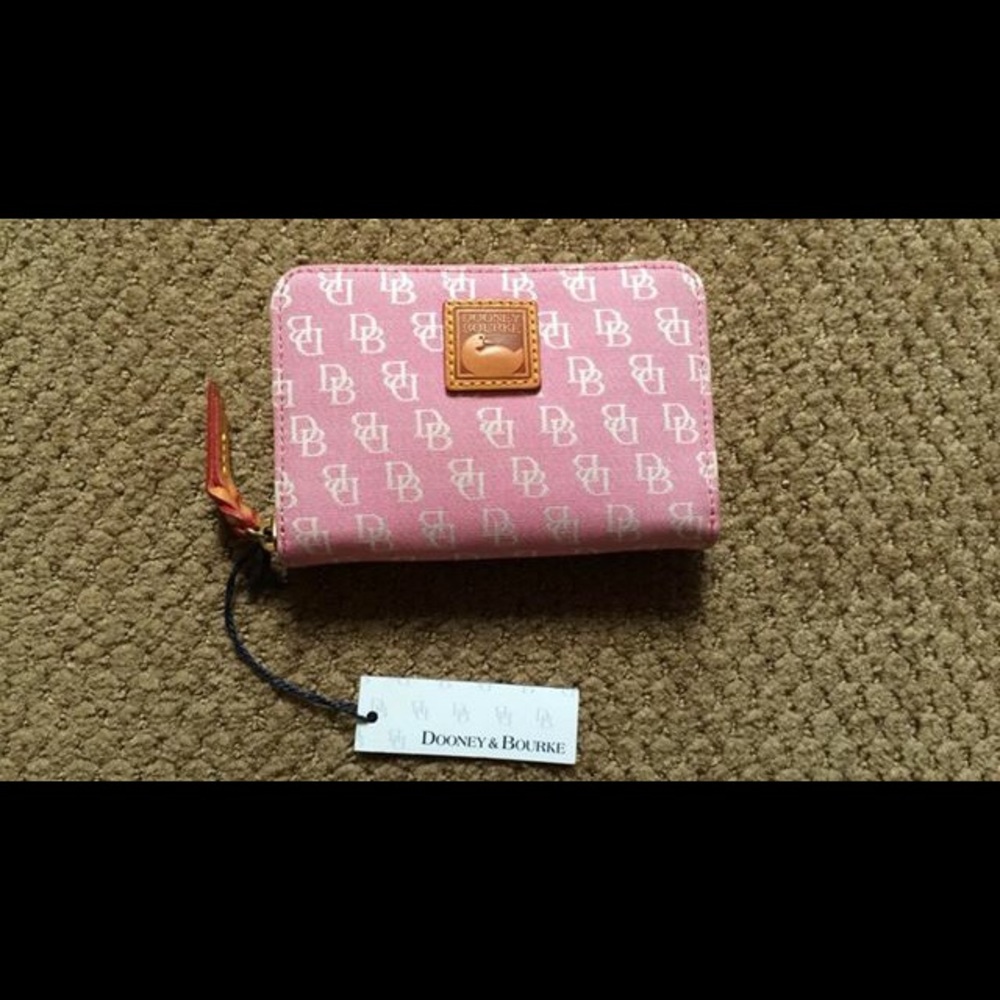 New Dooney & Bourke pink monogram wallet