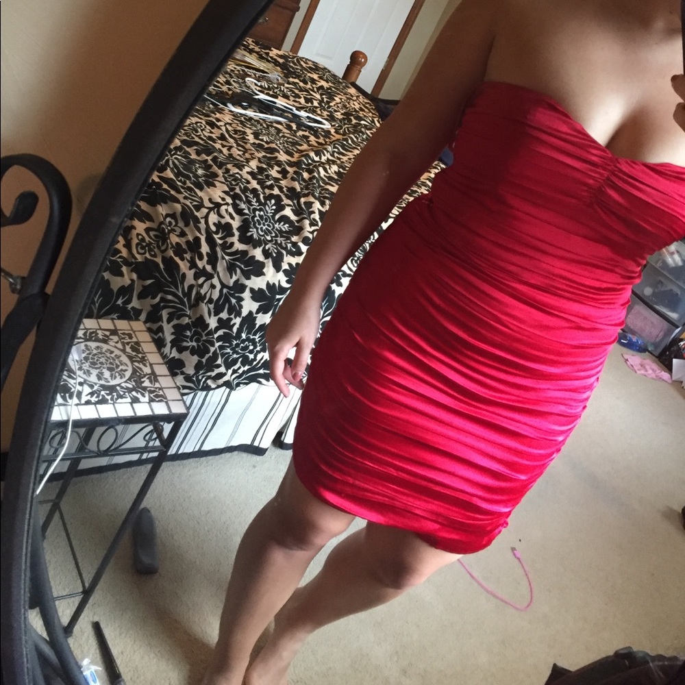 Little red dress!! (Removable straps provided)