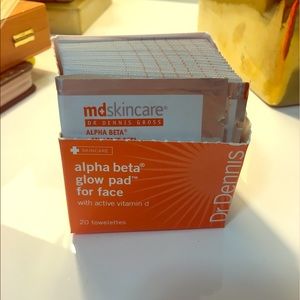 Dr Dennis Gross Alpha beta glow pads for face