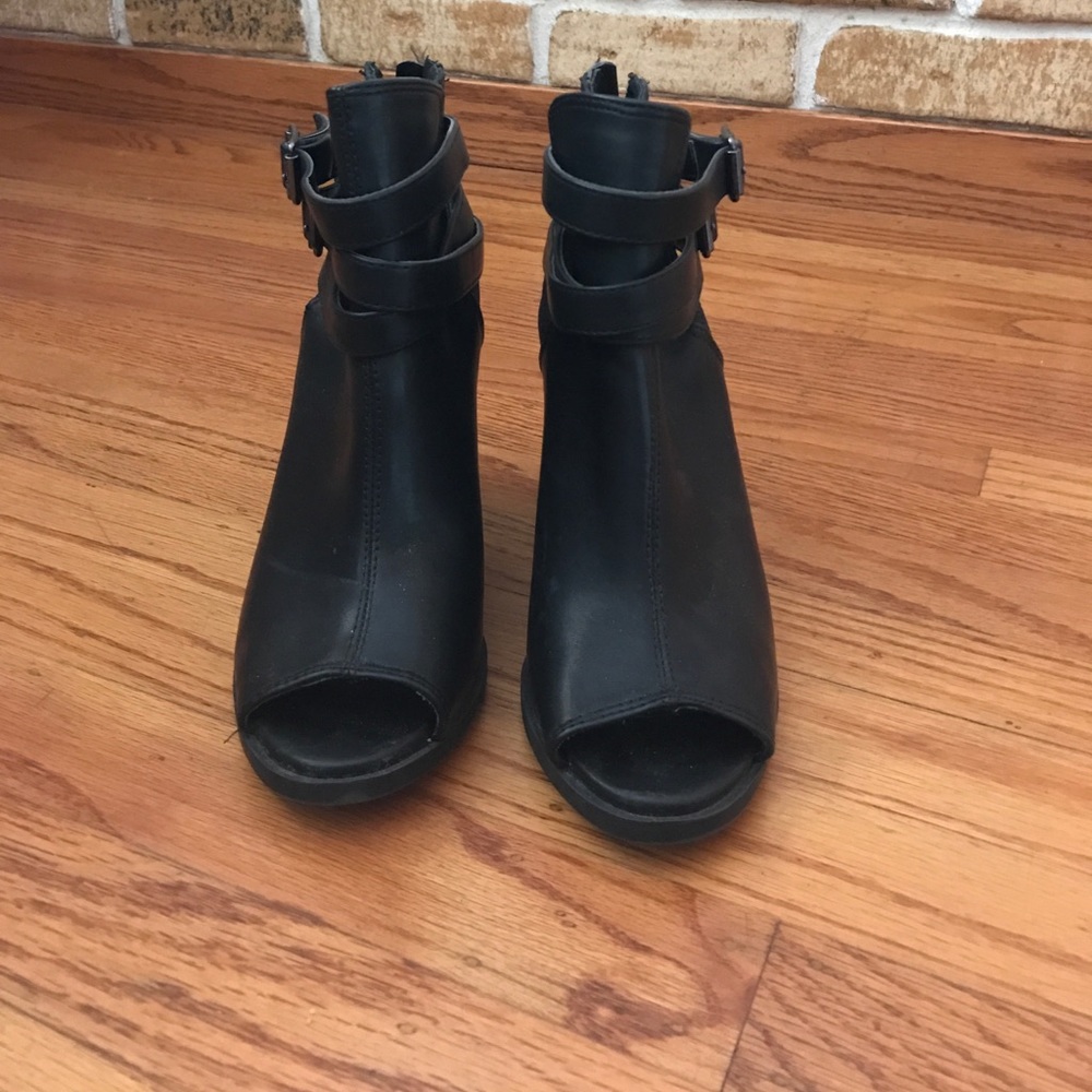 Simply Vera Peep Toe Booties - Women's Size 6.5