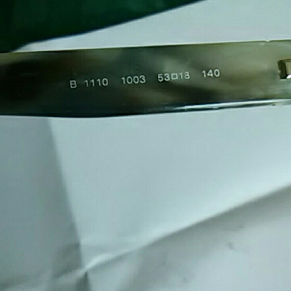 Burberry eyeglasses, prescription glasses - Picture 8 of 8