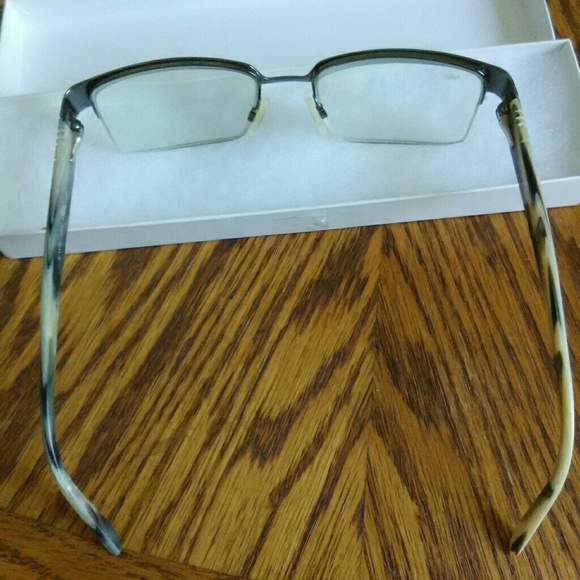 Burberry eyeglasses, prescription glasses - Picture 1 of 8