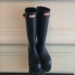 Hunter rain boots size 8