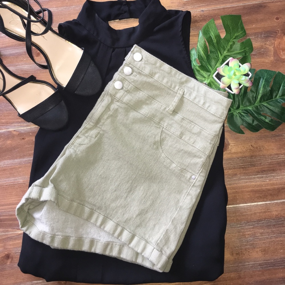 Army green jean shorts!