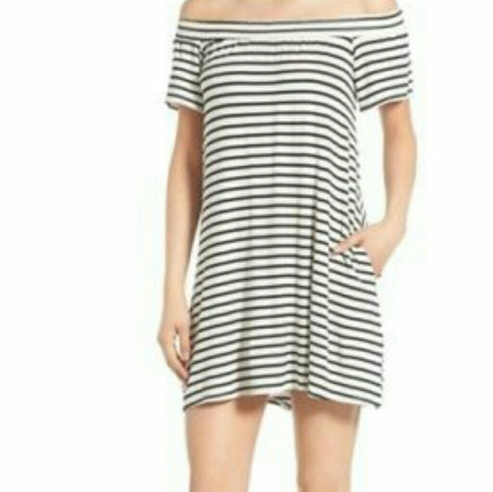 !SOLD!SOCIALITE STRIPED OFF THE SHOULDER DRESS - Picture 1 of 8