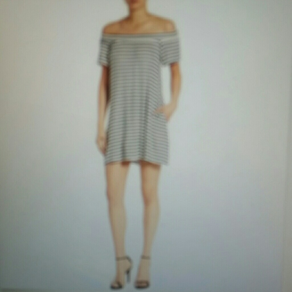 !SOLD!SOCIALITE STRIPED OFF THE SHOULDER DRESS - Picture 2 of 8
