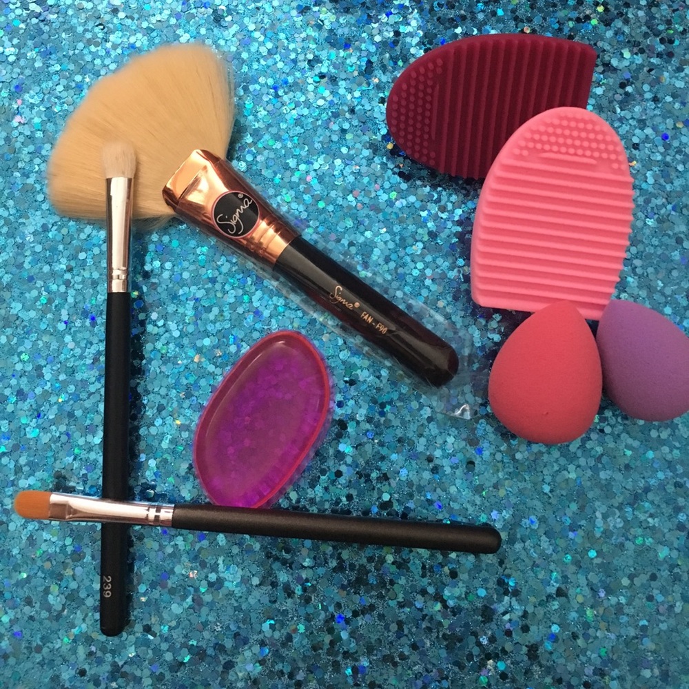 Brand new makeup tools