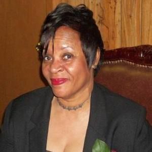 Meet your Posher, Rose m.