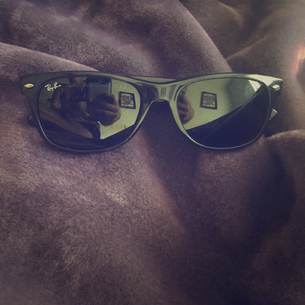 Ray-Ban Wayfarer Sunglasses!!!