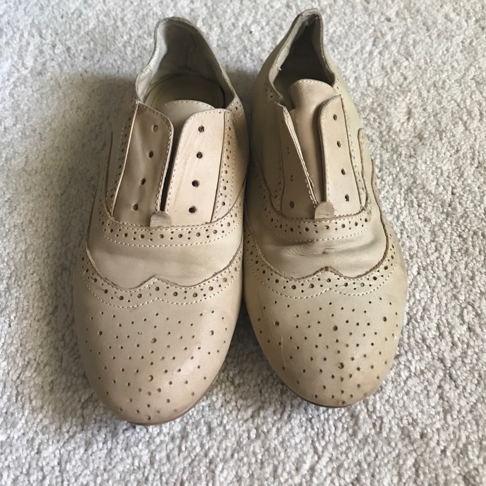 Steve Madden Cream Oxfords